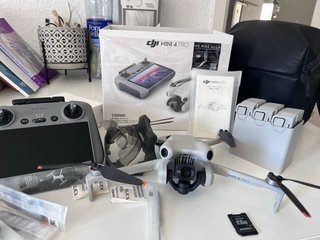 DJI Mini 4 Pro Fly More Combo