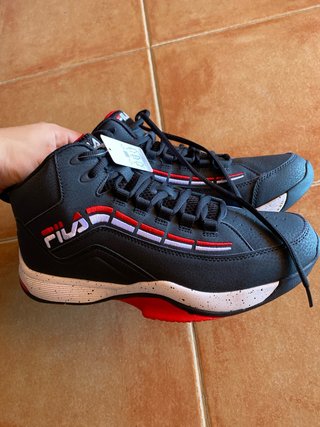 Zapatillas Baloncesto Fila Talla 42 Negras Rojas