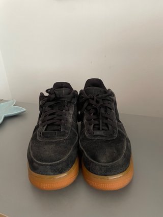 Nike Air Force 1 Negras Suela Gum Talla 42,5