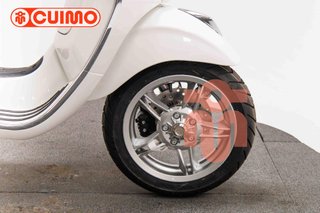 VESPA PRIMAVERA 125