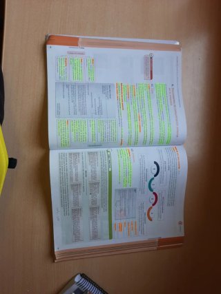 Libro de comunicación y atención al cliente
