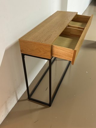 Mesa recibidor madera y metal