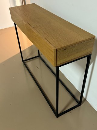 Mesa recibidor madera y metal