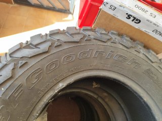 Llantas 15 y neumáticos bfgoodrich mud terrain T/A