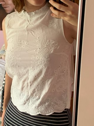 Blusa bordada