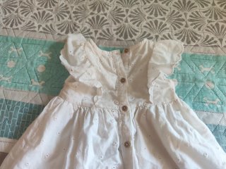 Vestido blanco bordado talla 86