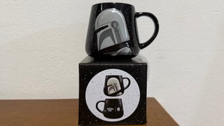 Taza Negra The Mandalorian Casco