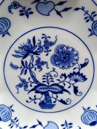 Bandeja porcelana diseño floral azul