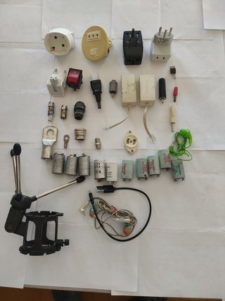 Componentes eléctricos varios