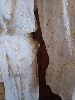 Conjunto falda y blusa Sumitra bordado