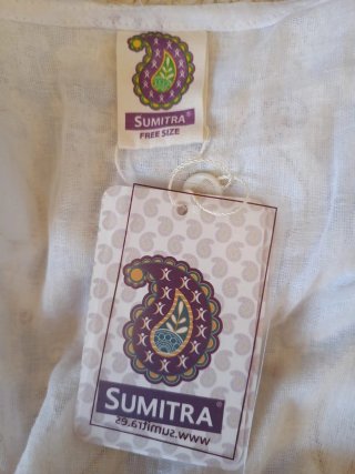 Conjunto falda y blusa Sumitra bordado