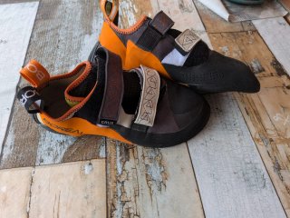 Pies de gato Boreal Crux Talla 44