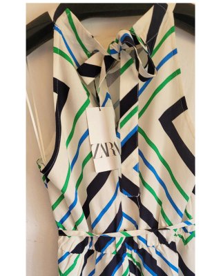 Vestido Midi Zara