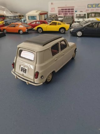 Renault R3/R4 1/43