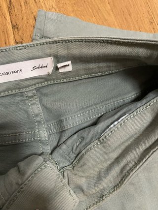Pantalones cargo Subdued