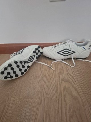 Botas de fútbol Umbro Talla 45