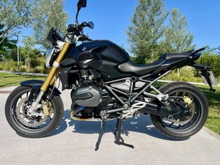 BMW R1200R Naked Negra