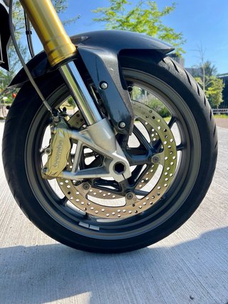 BMW R1200R Naked Negra