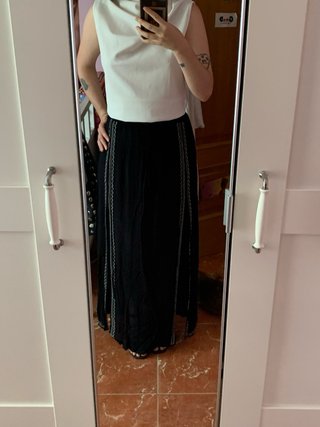 Falda larga