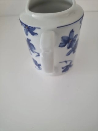 Jarra de leche Vista Alegre flor azul
