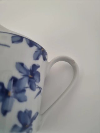 Jarra de leche Vista Alegre flor azul