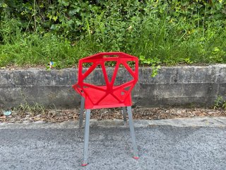 Silla Diseño Roja y metal  Leroy Merlin