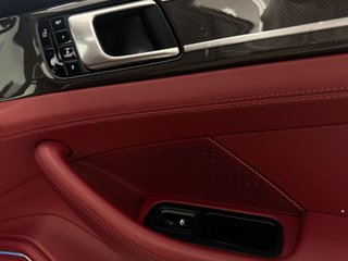Porsche Panamera 4 e-Hybrid 2.9 V6 462cv PHEV