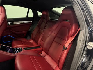 Porsche Panamera 4 e-Hybrid 2.9 V6 462cv PHEV