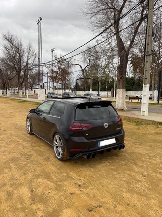 Volkswagen Golf R 2017