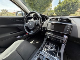 Jaguar XE 2018