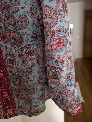 Camisa Estampado Paisley Azul y Rojo Talla M/L