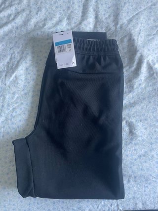 Pantalón Nike Negro Tapered Fit Regular