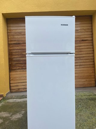 Nevera Rommer blanca (usada 5 meses)