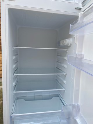 Nevera Rommer blanca (usada 5 meses)
