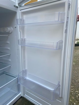 Nevera Rommer blanca (usada 5 meses)