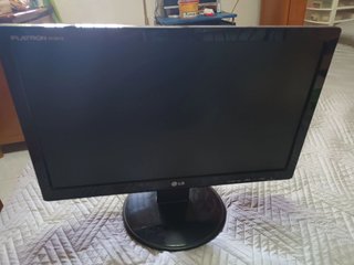 Pantalla LG Flatron 19 Negra
