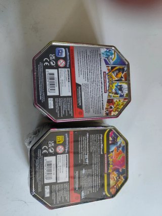 Lote 2 Latas Pokémon Trading Card Game