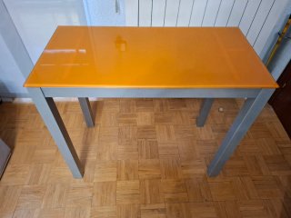 Mesa de cocina cristal naranja 90x80