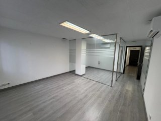 Instalación de Suelo parquet o azulejos