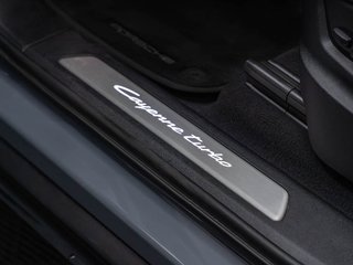 Porsche Cayenne Coupé Turbo eHybrid con paquete GT