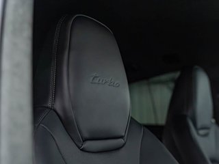 Porsche Cayenne Coupé Turbo eHybrid con paquete GT