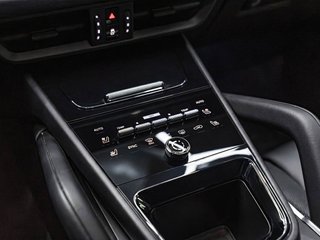 Porsche Cayenne Coupé Turbo eHybrid con paquete GT