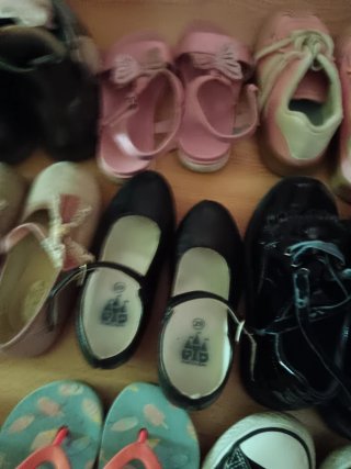Lote Zapatillas Niña T.30 y 31
