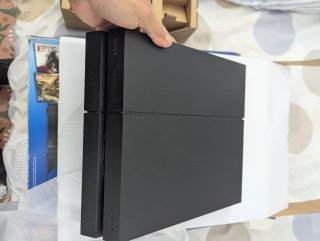 PS4 1TB Jet Black