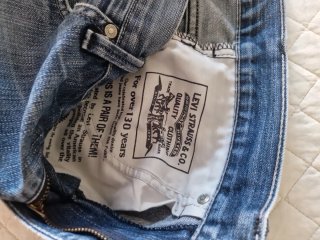 Pantalón Levis 504 mod. Straight Azul. Tall