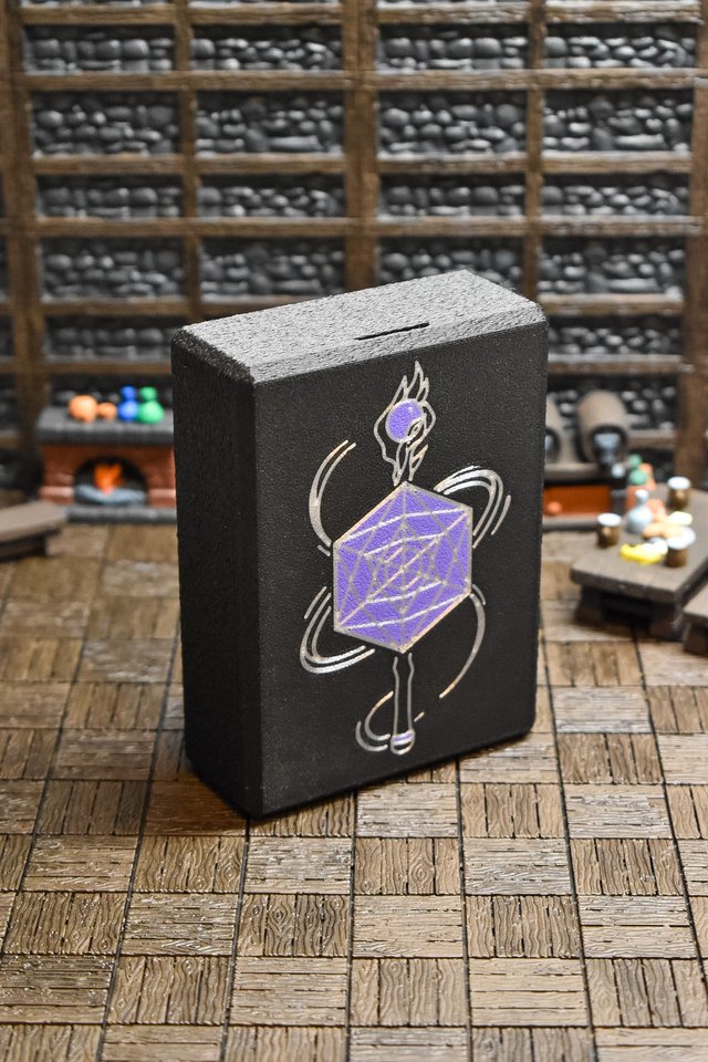 Adventurer Box – Porta Dadi e Miniature GDR Wizard