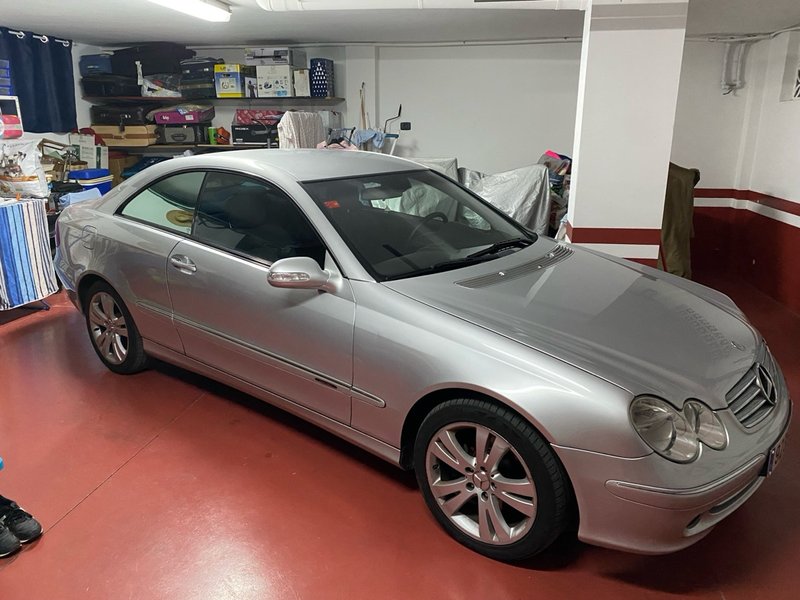Mercedes-Benz  CLK 2002 - foto 1