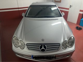 Mercedes-Benz  CLK 2002