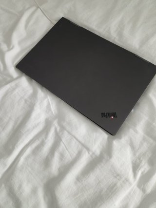 X1 ThinkPad 14,2 i7 9, 256GB M2.SSD, 16GB RAM