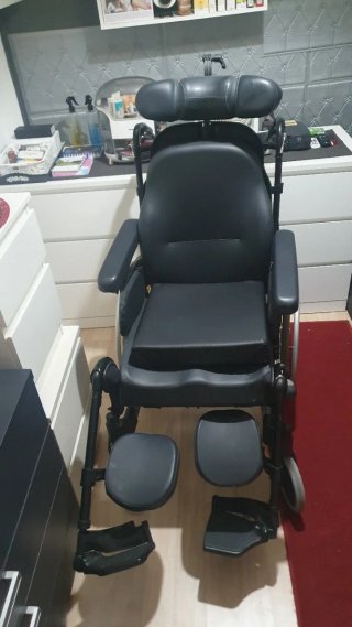 Silla de ruedas breezy relax2